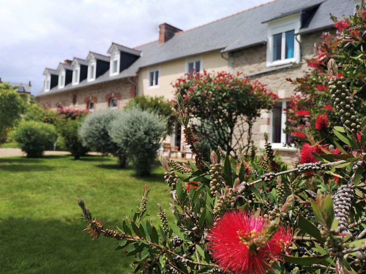 Chambres d'hôtes Le Clos de la Baie Paimpol Exterior foto